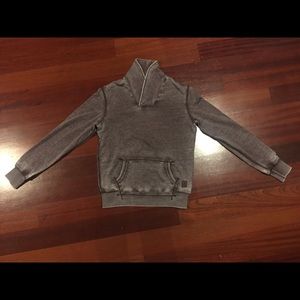 Men’s Jetlagged Plum Sweatshirt.